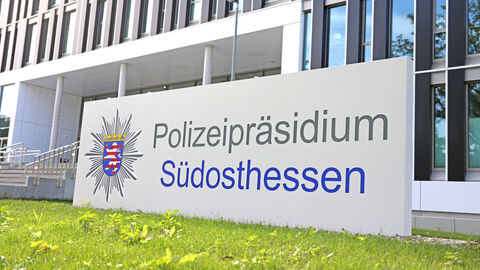 Haupteingang Polizeipräsidium Südosthessen 
