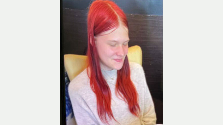 16-jährige Vermisste, hier mit roten langen Haaren